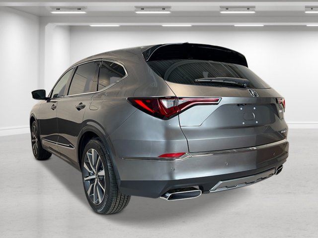 Vehicle image 5 of 40