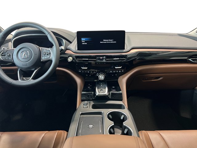 Vehicle image 18 of 40