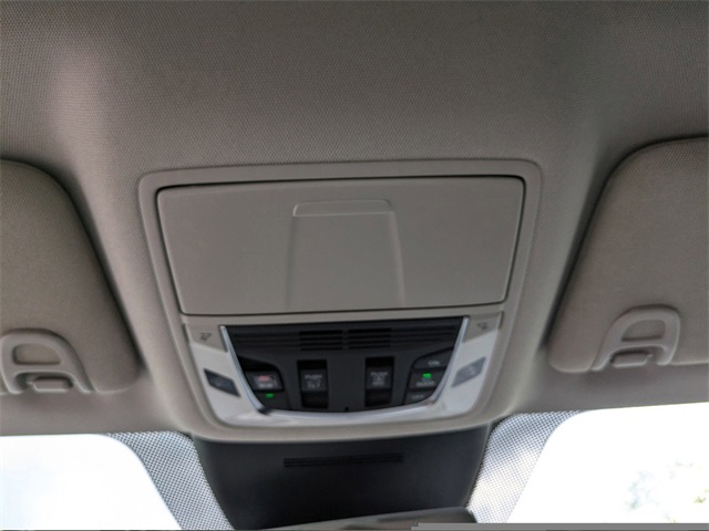 Vehicle image 29 of 39