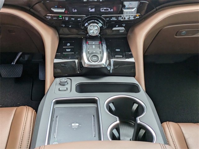 Vehicle image 22 of 39
