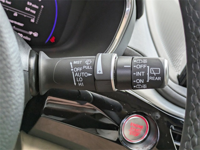 Vehicle image 37 of 40