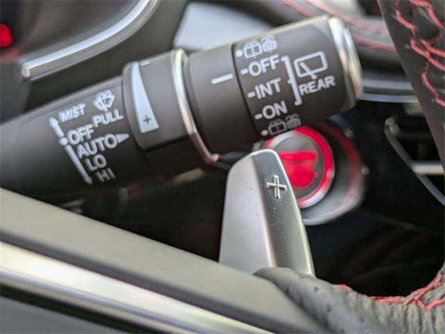 Vehicle image 41 of 43
