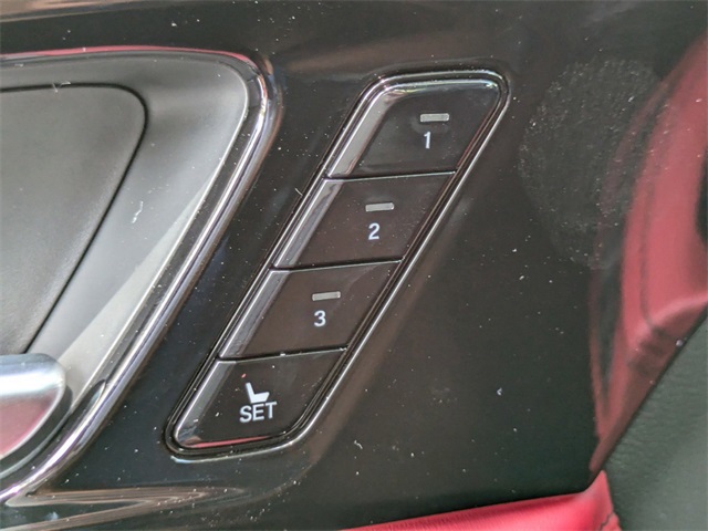 Vehicle image 35 of 43