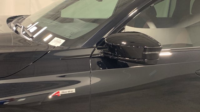 Vehicle image 11 of 33