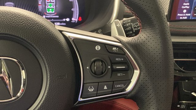 Vehicle image 23 of 33