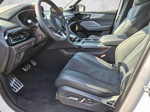 Vehicle image 6 of 13