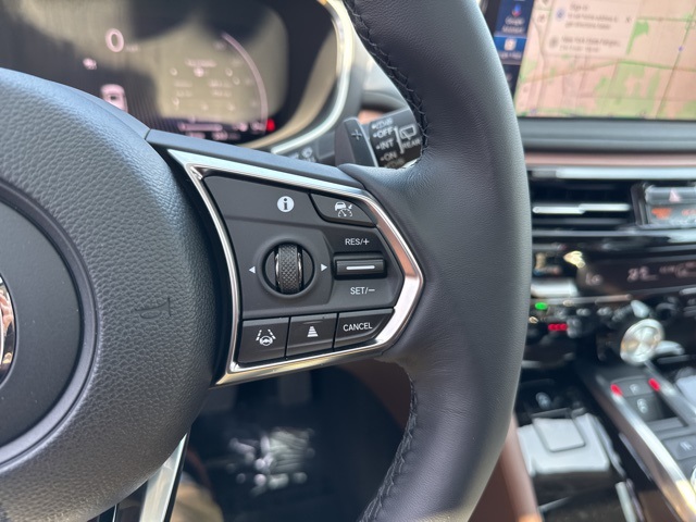 Vehicle image 13 of 14