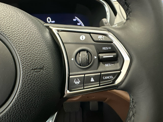 Vehicle image 18 of 25