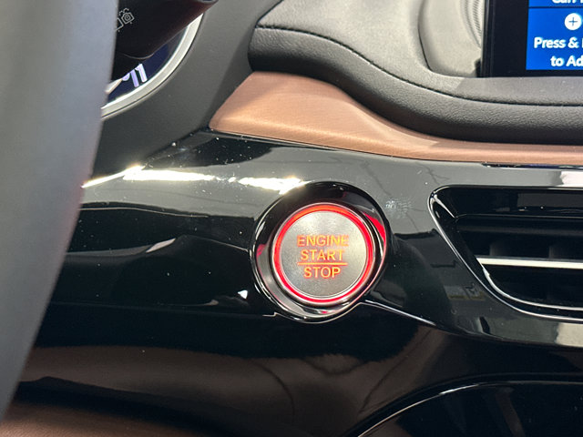 Vehicle image 20 of 25