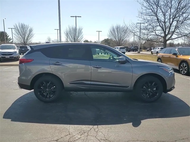 Vehicle image 7 of 23
