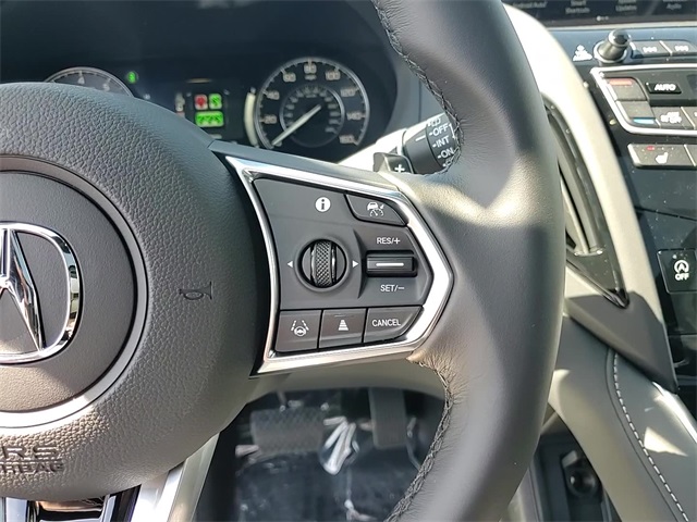 Vehicle image 17 of 23