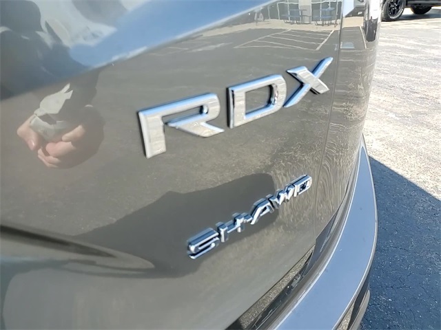 Vehicle image 9 of 23