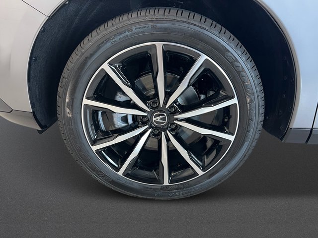 Vehicle image 10 of 39