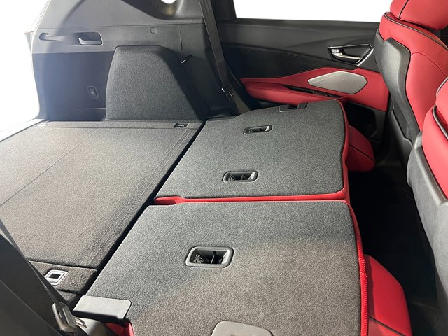 Vehicle image 14 of 39