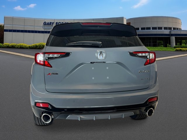 Vehicle image 6 of 39