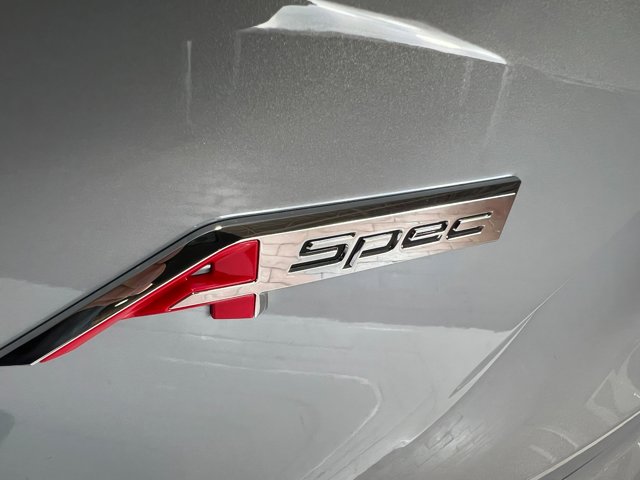 Vehicle image 37 of 39