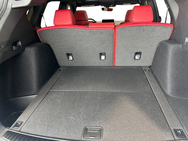 Vehicle image 11 of 39