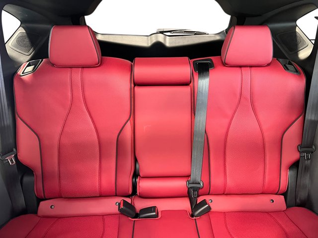Vehicle image 19 of 39