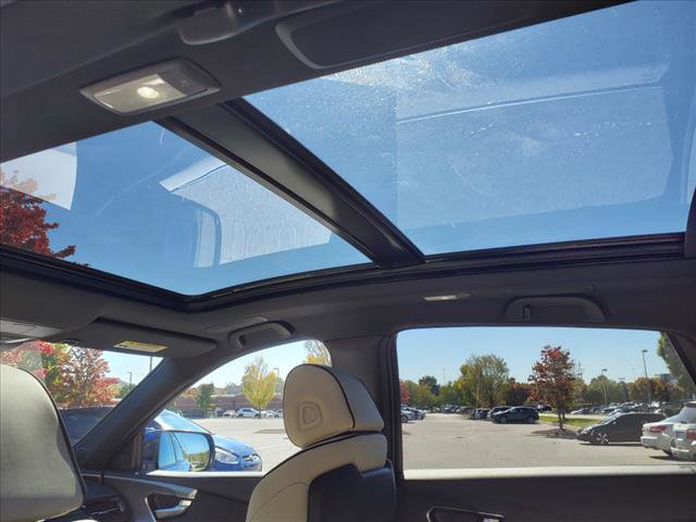 Vehicle image 9 of 9