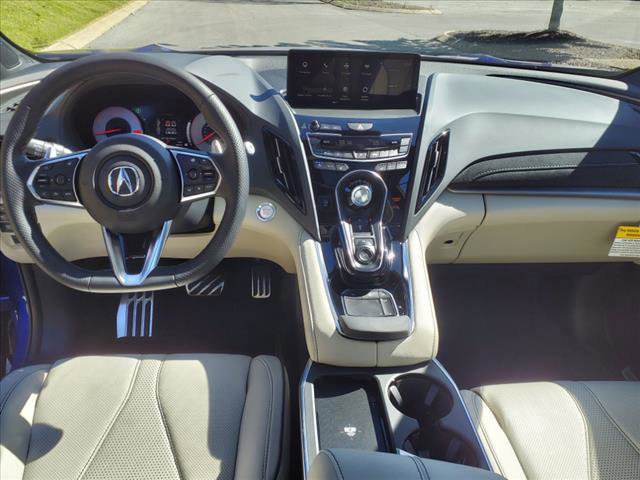 Vehicle image 8 of 9