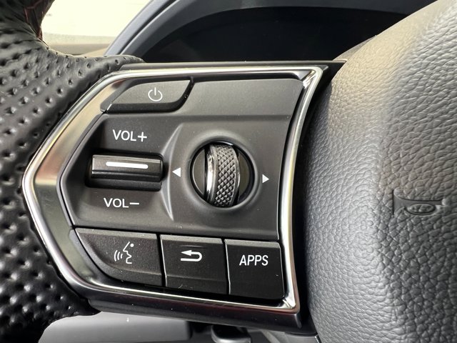Vehicle image 28 of 38