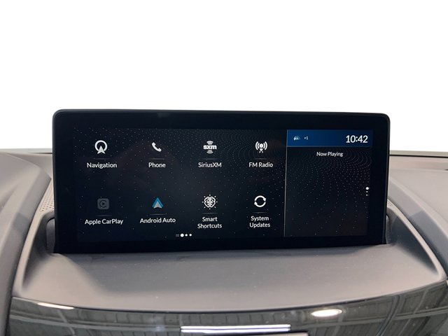 Vehicle image 20 of 38