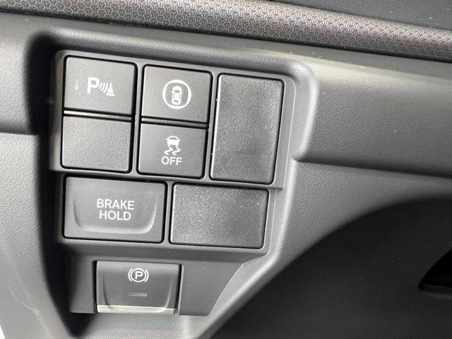 Vehicle image 23 of 38