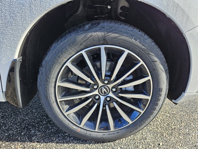 Vehicle image 11 of 13