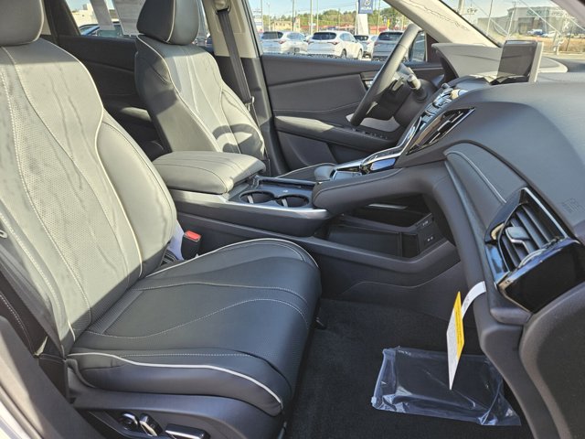 Vehicle image 10 of 13