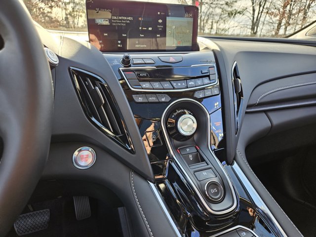 Vehicle image 12 of 13