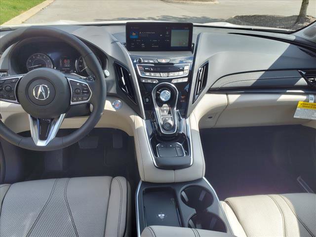 Vehicle image 4 of 9