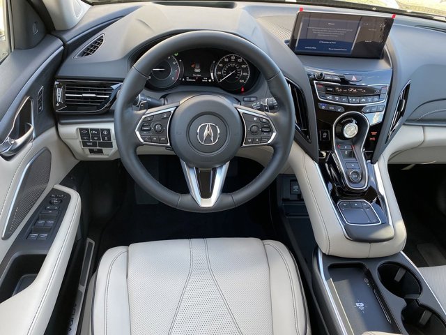 Vehicle image 5 of 17