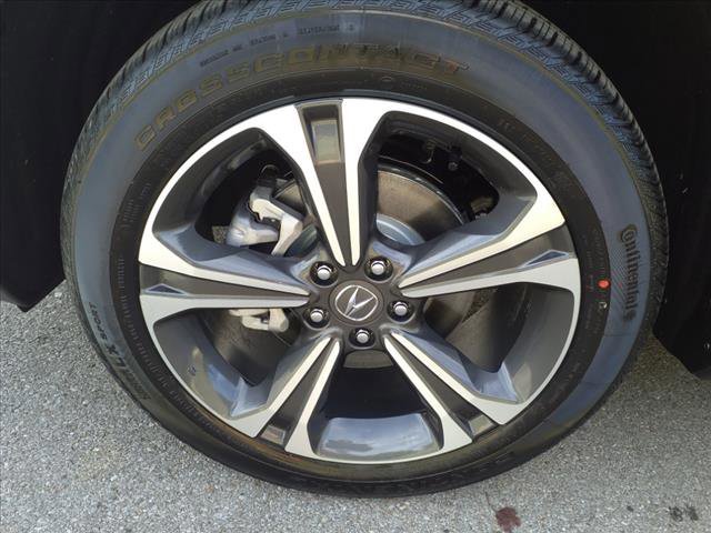 Vehicle image 4 of 9