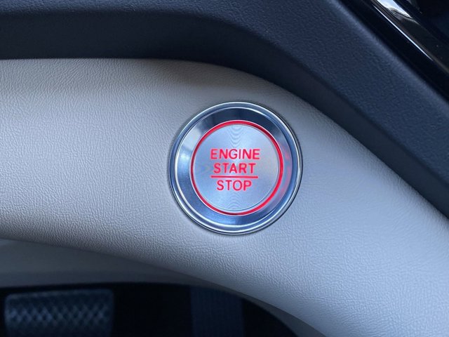 Vehicle image 10 of 17