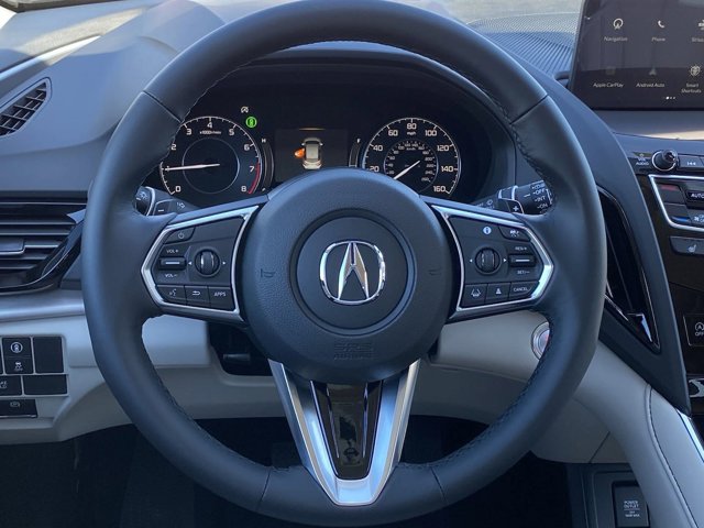 Vehicle image 9 of 17