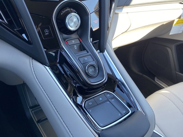 Vehicle image 13 of 17