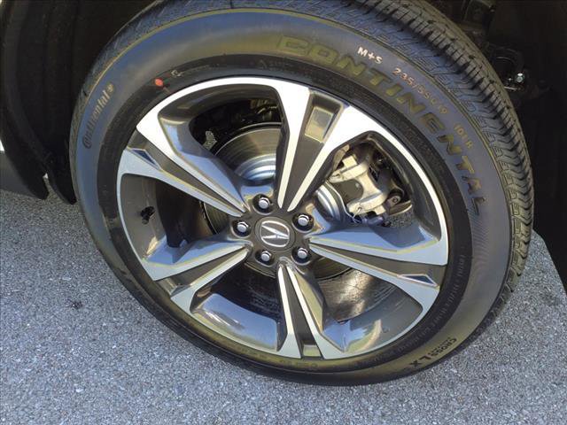 Vehicle image 4 of 9