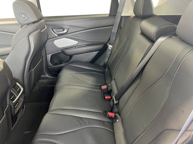 Vehicle image 14 of 38