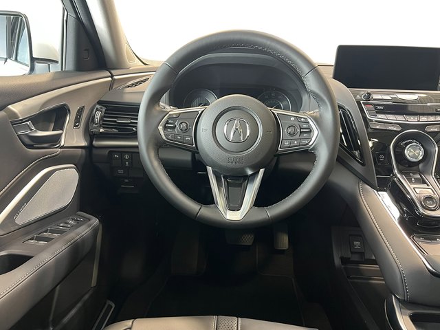 Vehicle image 19 of 38