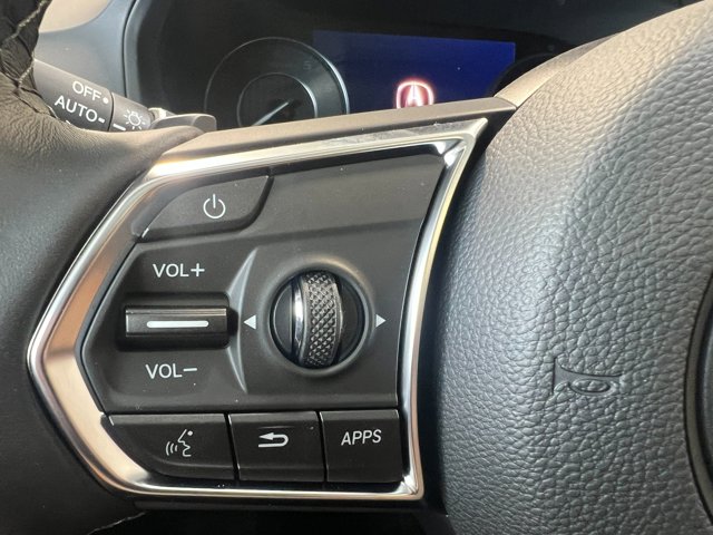 Vehicle image 33 of 38