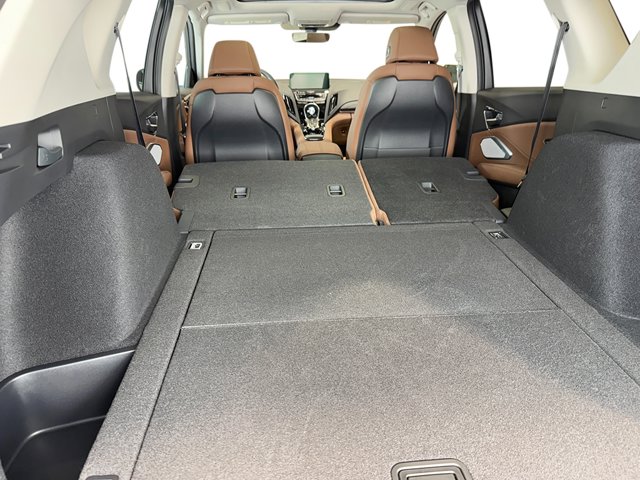 Vehicle image 13 of 38
