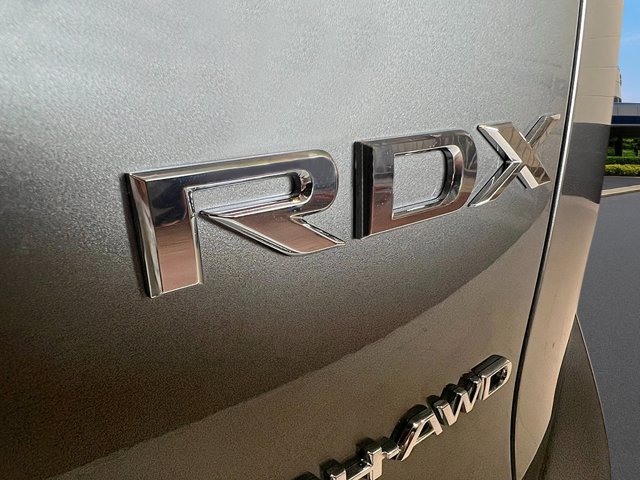 Vehicle image 36 of 38