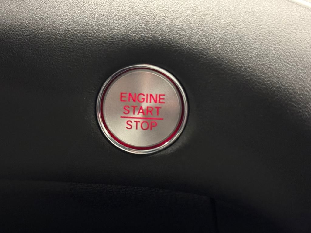 Vehicle image 30 of 35