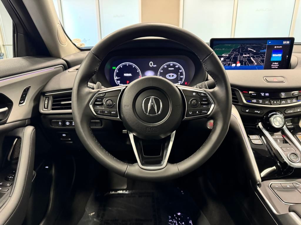Vehicle image 20 of 35