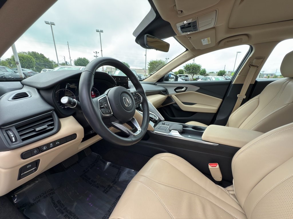 Vehicle image 13 of 51