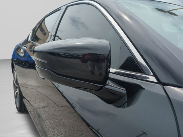 Vehicle image 12 of 34