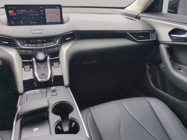 Vehicle image 18 of 34