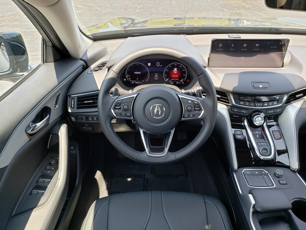 Vehicle image 14 of 27
