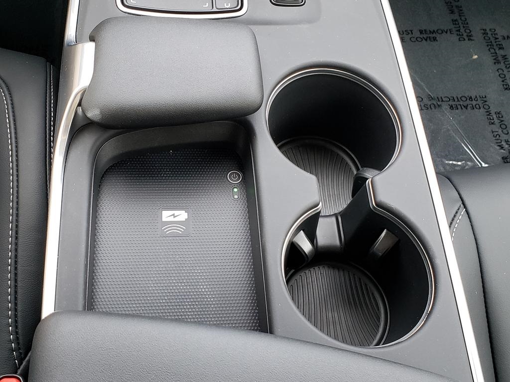 Vehicle image 22 of 27