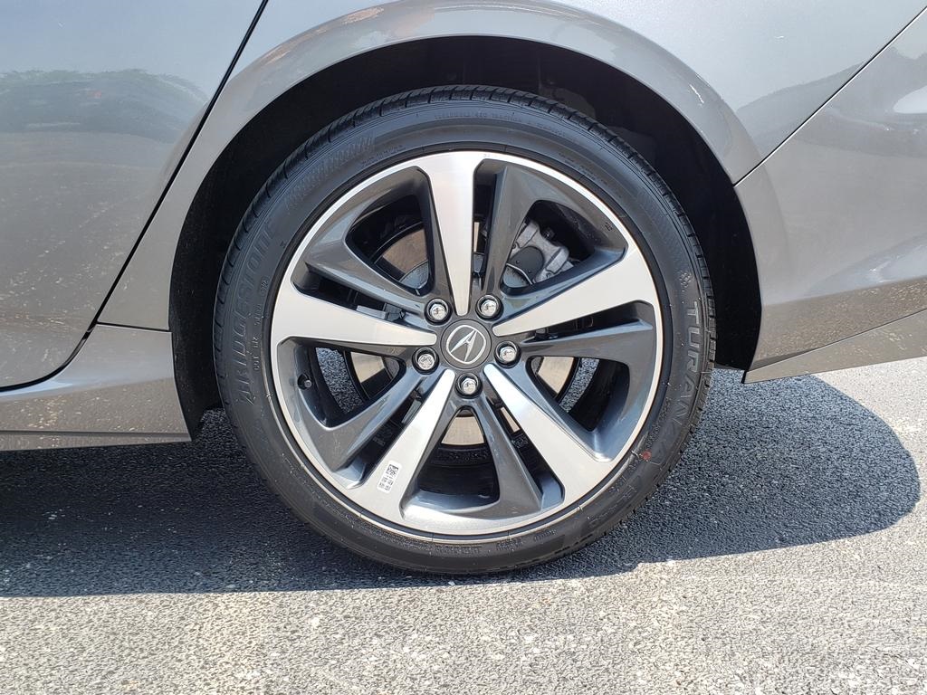 Vehicle image 27 of 27
